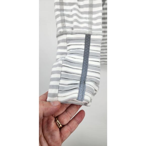 Lululemon Base Runner Grey White Striped Hooded Sweatshirt Size 8 - Picture 9 of 11